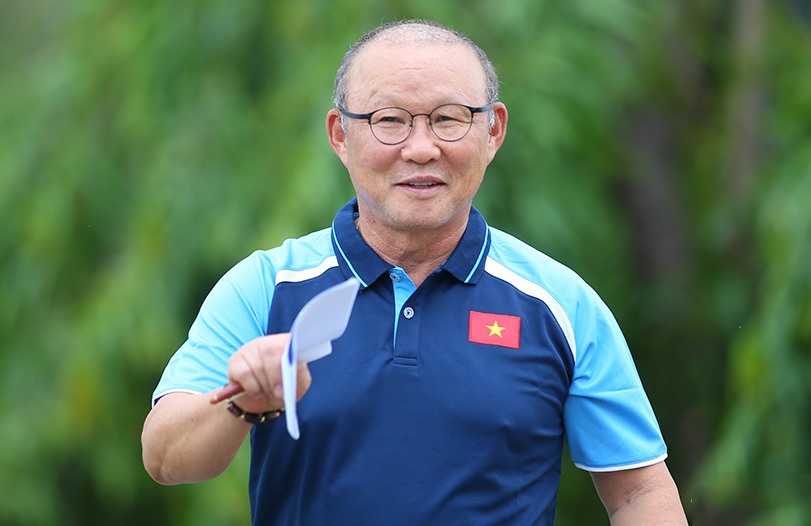 Huấn luyện viên trưởng đội tuyển Việt Nam là HLV người Hàn