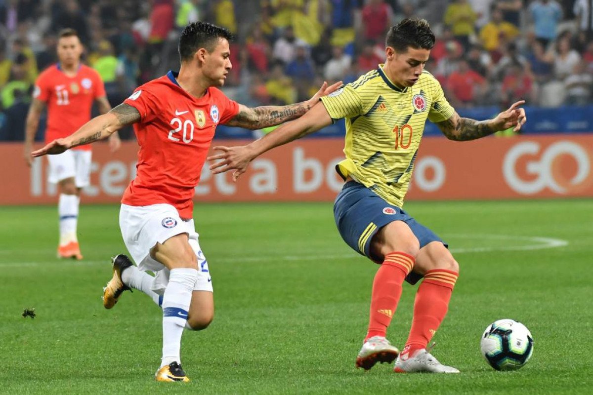 Tuyển Colombia có bàn thắng mở màn