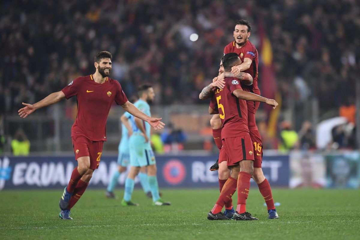 AS Roma cùng Mourinho ăn mừng chiến thắng đặc biệt