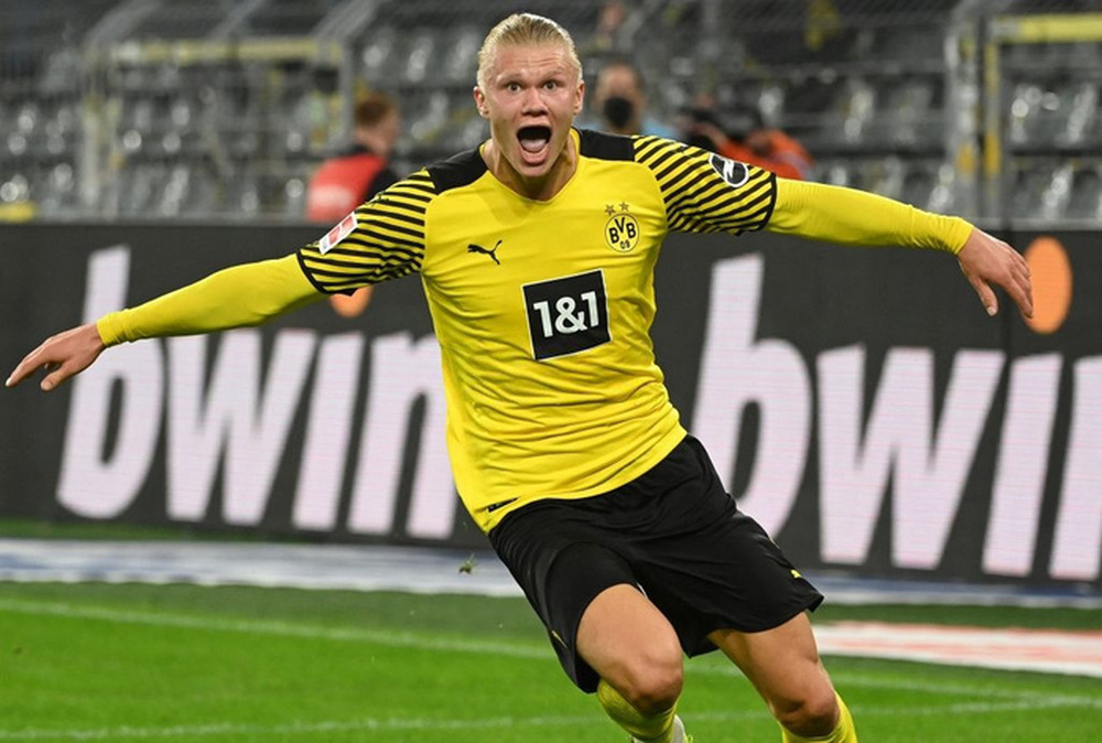 Erling Haaland tỏa sáng kịp thời mang về chiến thắng cho Dortmund