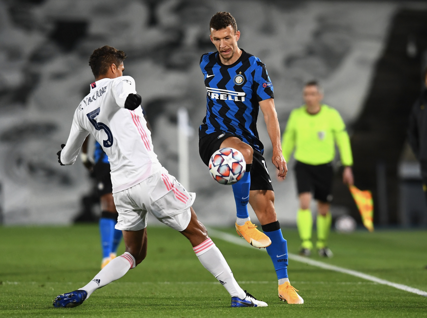 Inter Milan bị hạ gục trước kinh nghiệm của Hoàng gia